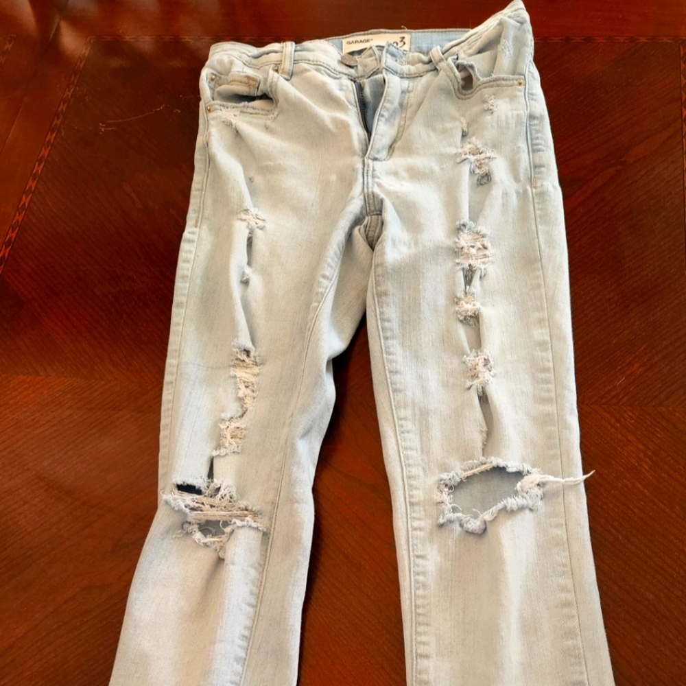 Garage Ripped Jeans